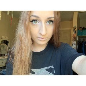 Meet your Posher, Kelsi